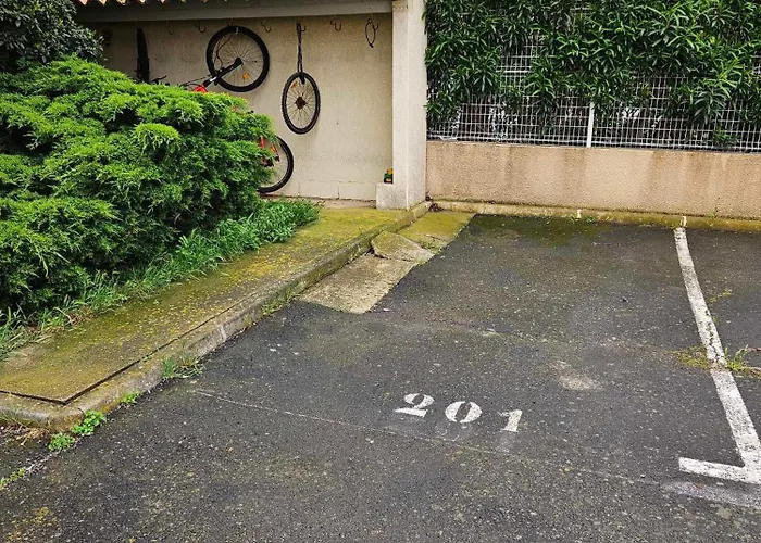 Appartement Avec Parking A 150M De La Plage